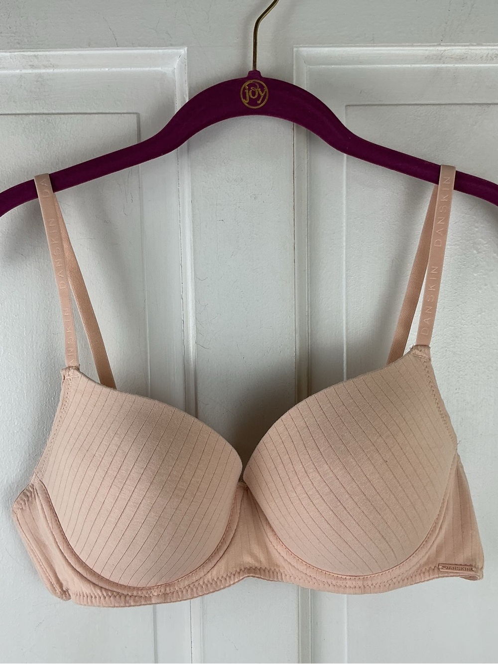 Danskin Soft Lift Underwire Lightly Padded Bra 38C Ribbed